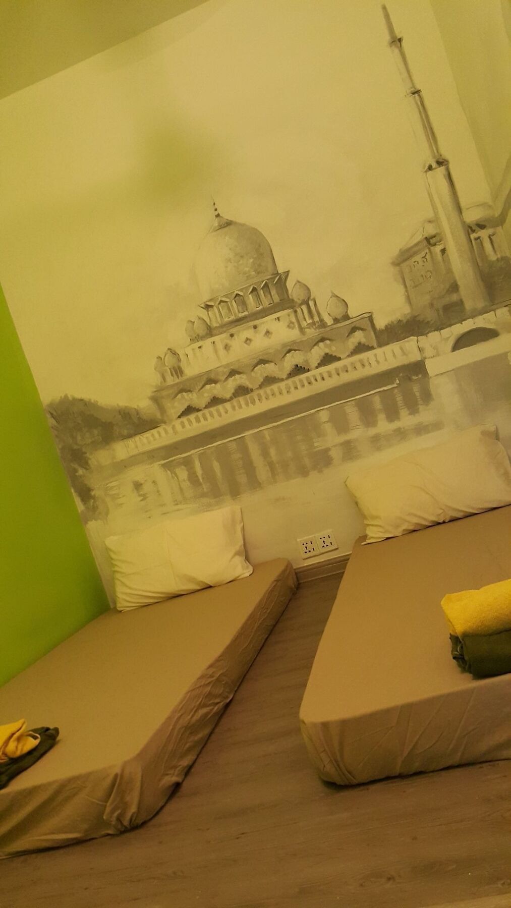 Pods The Backpackers Home & Cafe, Kuala Lumpur Zewnętrze zdjęcie