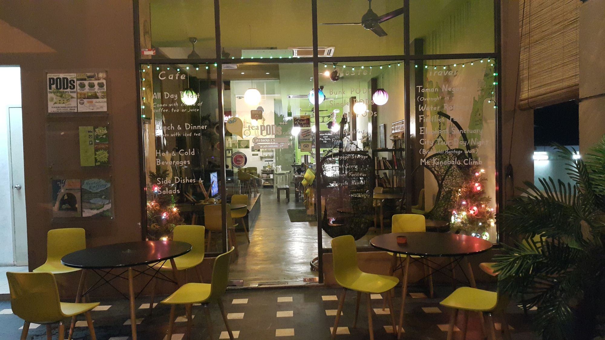 Pods The Backpackers Home & Cafe, Kuala Lumpur Zewnętrze zdjęcie
