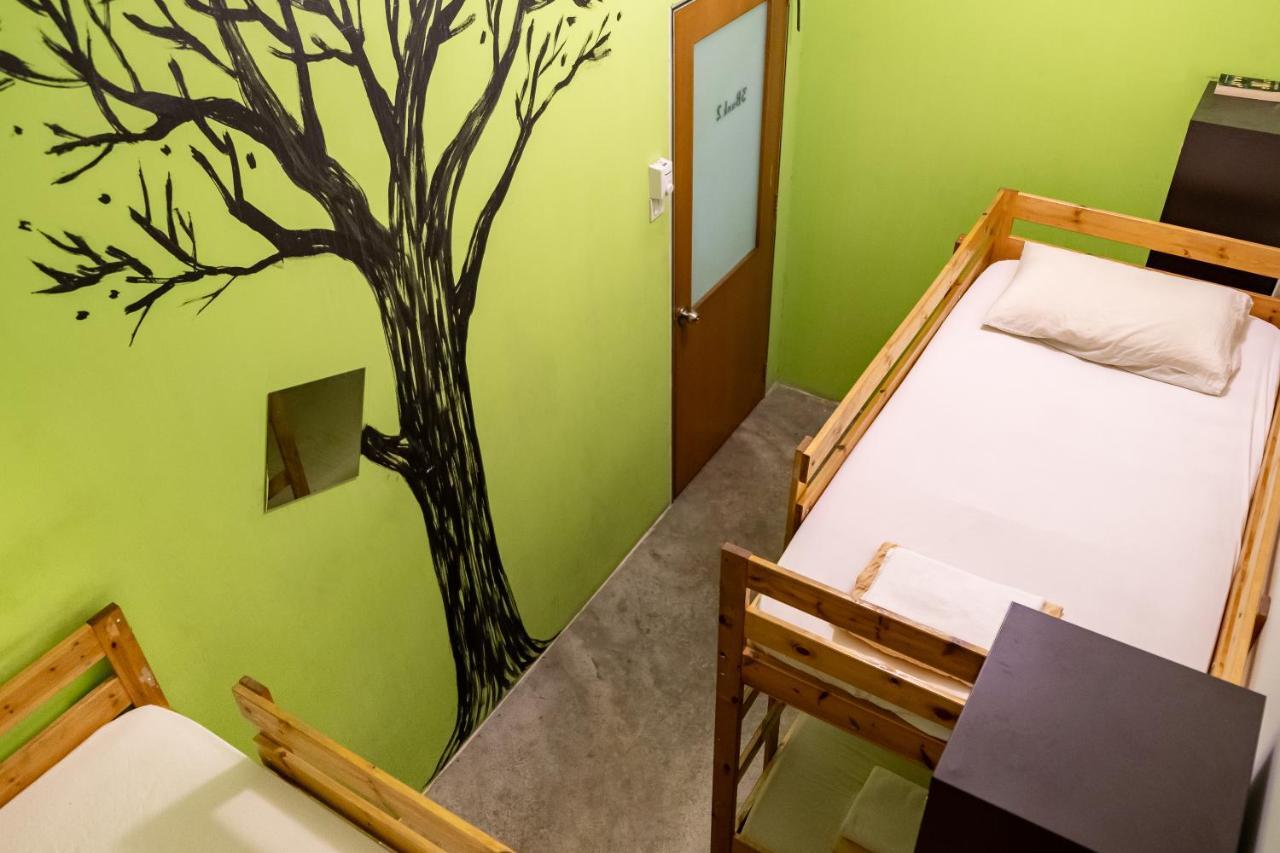 Pods The Backpackers Home & Cafe, Kuala Lumpur Zewnętrze zdjęcie